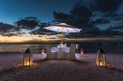 Plan a Spectacular Beachfront Honeymoon at The St. Regis Mauritius ...