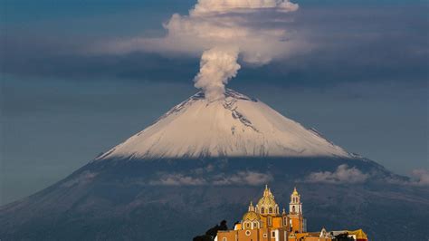 LA CIUDAD DE PUEBLA Y SUS VOLCANES - Nirik