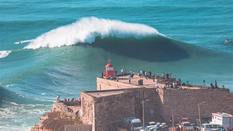 Historic Nazare Waves: Nazare Big Wave Surfing