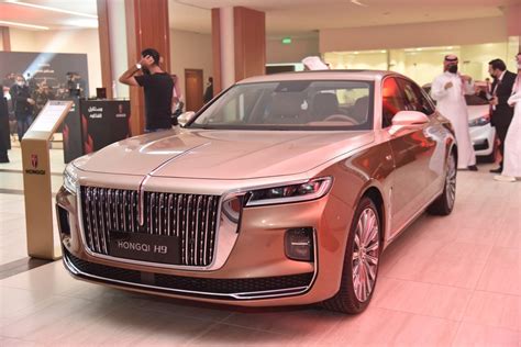 China's automaker Hongqi opens 1st sales center in Riyadh - Xinhua ...