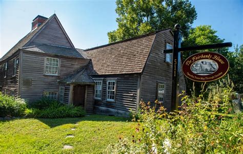 Fairbanks House in Dedham: oldest timber framed house in North America