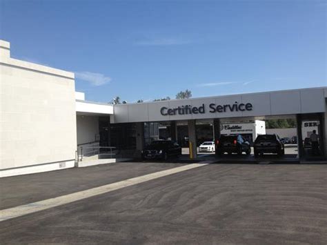 Crestview Cadillac car dealership in West Covina, CA 91791-2114 ...