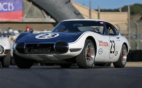 MUSCLE CAR COLLECTION : Toyota 2000GT Racing Car Review