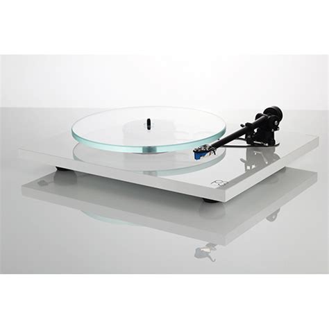 Rega Planar 3 Turntable with Exact Cartridge | Bay Bloor Radio Toronto ...