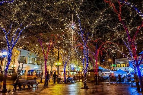 Lights in downtown Seattle | Christmas in america, Seattle christmas ...