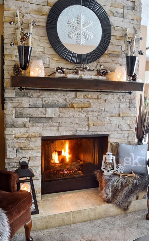 Dining Delight: Winter Fireplace Decor