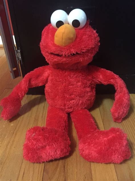 Hug Me Elmo for Sale in Norfolk, VA - OfferUp