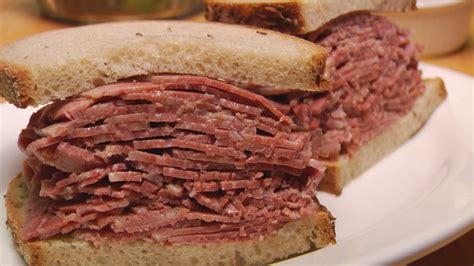 Ben's Corned Beef Sandwich - Ben's Deli