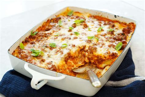 Lasagna With Ricotta Bechamel