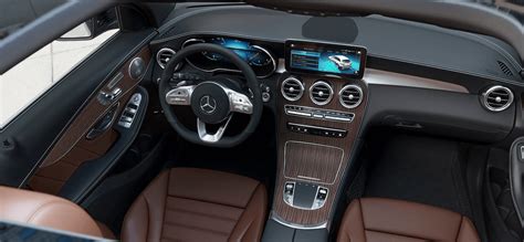 2021 Mercedes-Benz GLC Interior & Features | Seating, Cargo Space ...