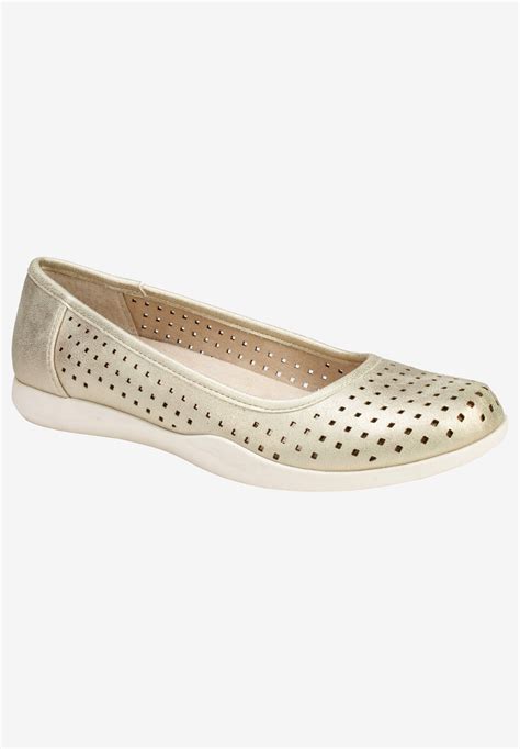 Pennie Flat by Cliffs by White Mountain| Plus Size Flats | Jessica London