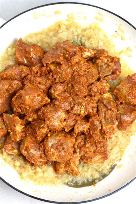 Pork Vindaloo (or any meat of your choice) - GypsyPlate