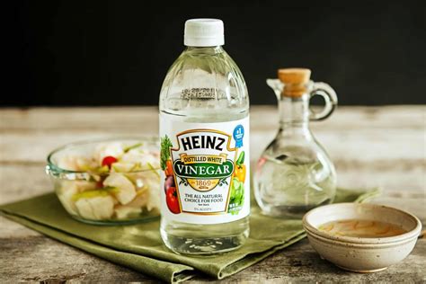 A Guide to Different Types of Vinegar and Their Uses - PlanetOfTaste