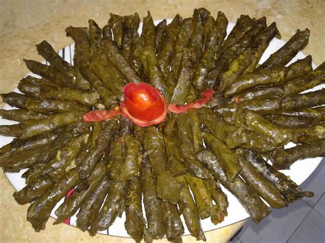 دوالي (ورق عنب) Palestinian Food, Main Dishes, Canning, Traditional ...