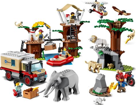 A LEGO City safari – spotting the new animals – Blocks magazine