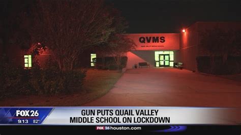 Gun puts Quail Valley Middle School on lockdown | FOX 26 Houston