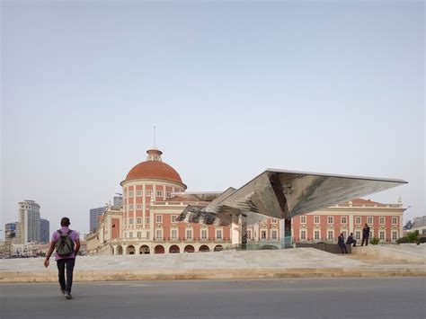 Currency Museum / Costa Lopes | ArchDaily