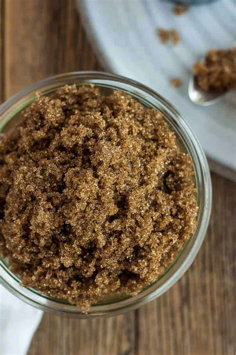 How to Make Brown Sugar The Easy Way | Sustainable Cooks