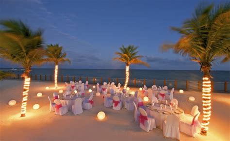 Ocean Maya Royale Cheap Vacations Packages | Red Tag Vacations