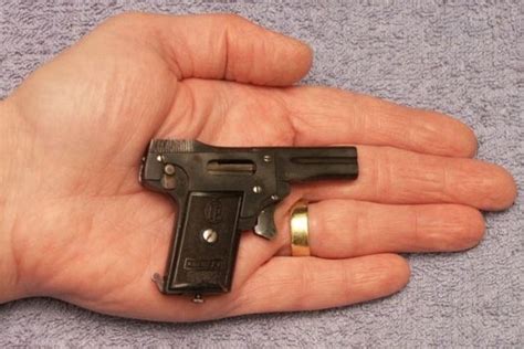 The World's Smallest Semi Automatic Pistol | Others