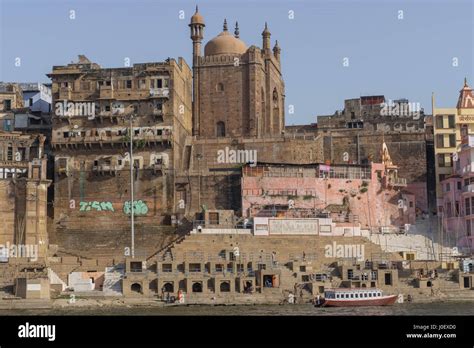 Panchganga ghat hi-res stock photography and images - Alamy