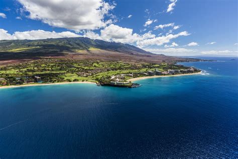 The Best Beaches in Lahaina: A Guide to Your Perfect Hawaiian Vacation