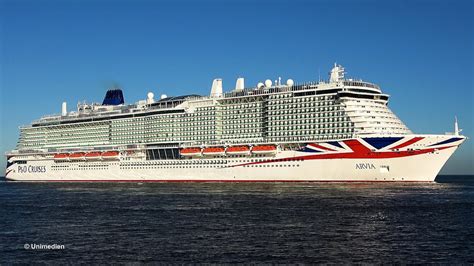 ARVIA | amazing beautiful return of the P&O CRUISES ship from sea ...