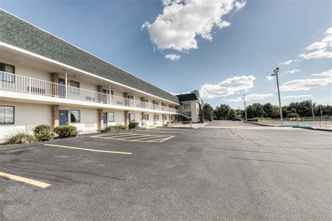 MOTEL 6 NIANTIC, CT - NEW LONDON - Prices & Reviews