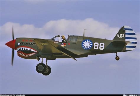 Asisbiz Airworthy warbird Curtiss P-40N Warhawk NZ3009 Flying Tigers 88 09