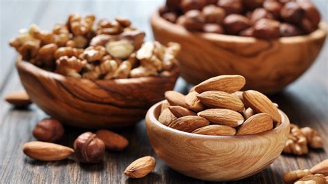 6 Best Nuts to Eat For Weight Loss | Eat This Not That