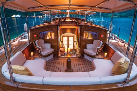 Luxury Yacht Interior, Boat Interior Design, Luxury Boat, Sailboat ...