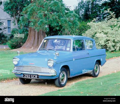 Ford anglia 105 e hi-res stock photography and images - Alamy