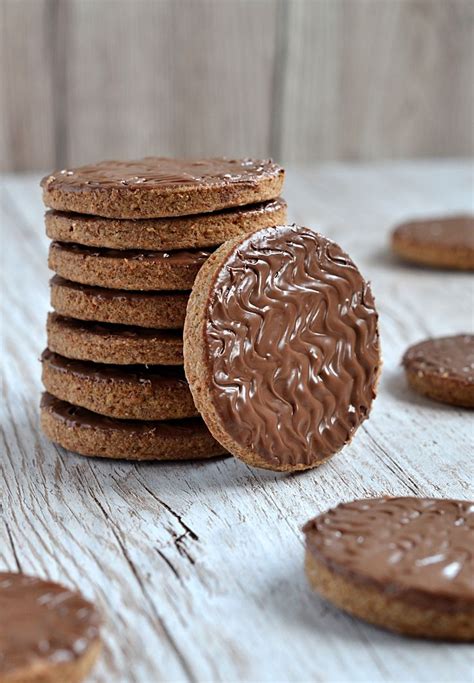 Chocolate Digestives - Baking with Granny | Recipe | Chocolate ...