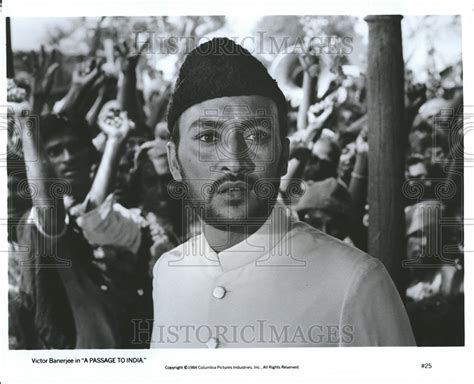 1985 Press Photo Victor Banerjee in "A Passage to India (Movie ...