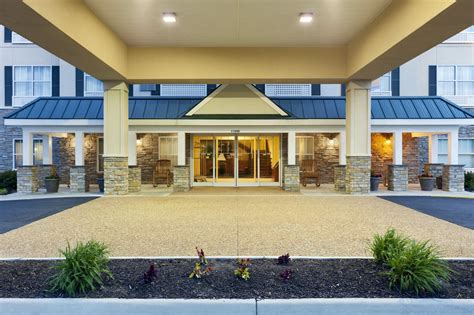 Discount Coupon for Country Inn & Suites in Ashland, Virginia - Save Money!