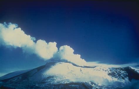 Accadde oggi: il 13 novembre 1985 la disastrosa eruzione del vulcano ...