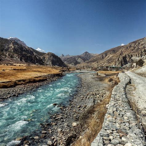 Manang Trek - Explore Hidden valley of Manang in Nepal | Up To Himalaya