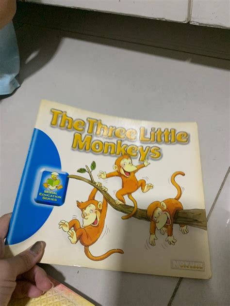 The three little monkeys, Hobbies & Toys, Books & Magazines, Children's ...