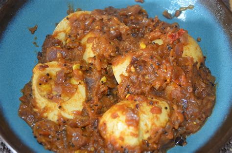 Lucky's Kitchen: Egg masala - Kerala style