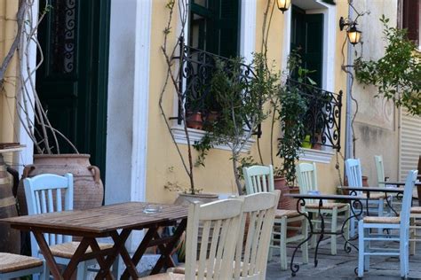 To Kafeneio in Plaka: Athens Restaurants Review - 10Best Experts and ...