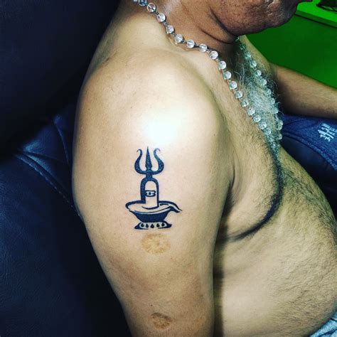 Top 74+ simple shiva lingam tattoo - in.cdgdbentre