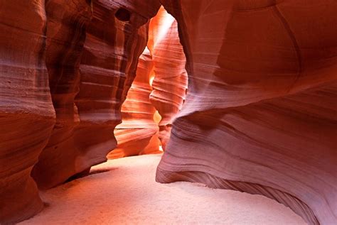 Antelope Canyon Hiking: Trails & Ultimate Guide 2024