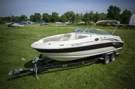 Sea Ray 240 Sundeck boat for sale from USA