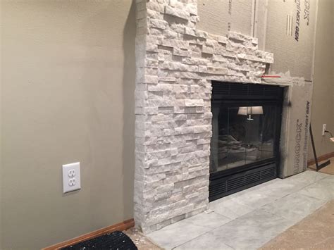 Stone Veneer Fireplace Ideas Aspiration Lovely And Fresh Stacked With ...