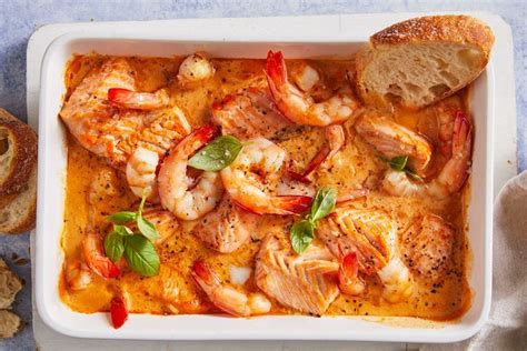 Creamy Italian garlic seafood bake recipe