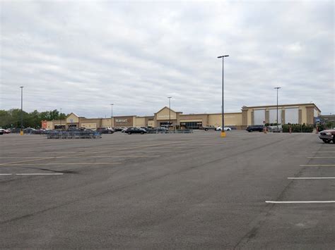 WALMART SUPERCENTER - Updated August 2024 - 11 Photos - 2700 W Broadway ...