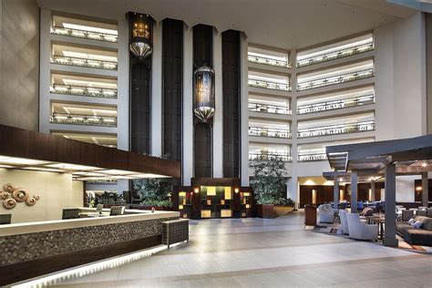 Hilton Bellevue: 2019 Pictures, Reviews, Prices & Deals | Expedia.ca