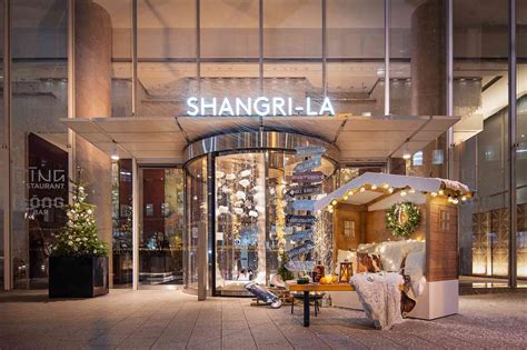 Shangri-La London ski lodge: Ski and the city | OutThere magazine