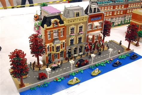 Various City MOCs 40 | Lego worlds, Lego architecture, Lego design