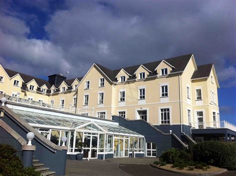 A Night at The Galway Bay Hotel in Galway, Ireland